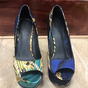 Multicolor Wedged Heels Size 7